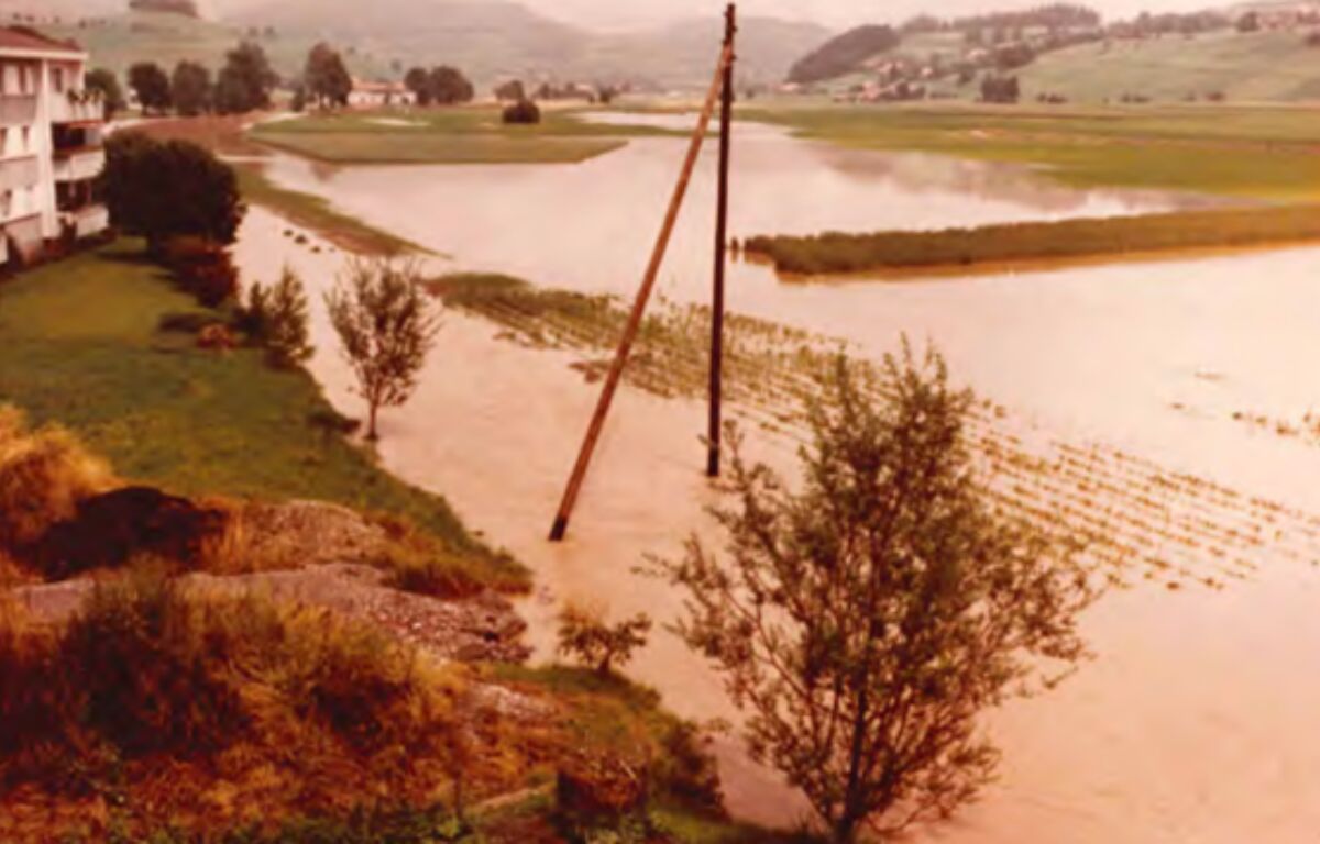 Abbildung 4 Hochwasser von 1977